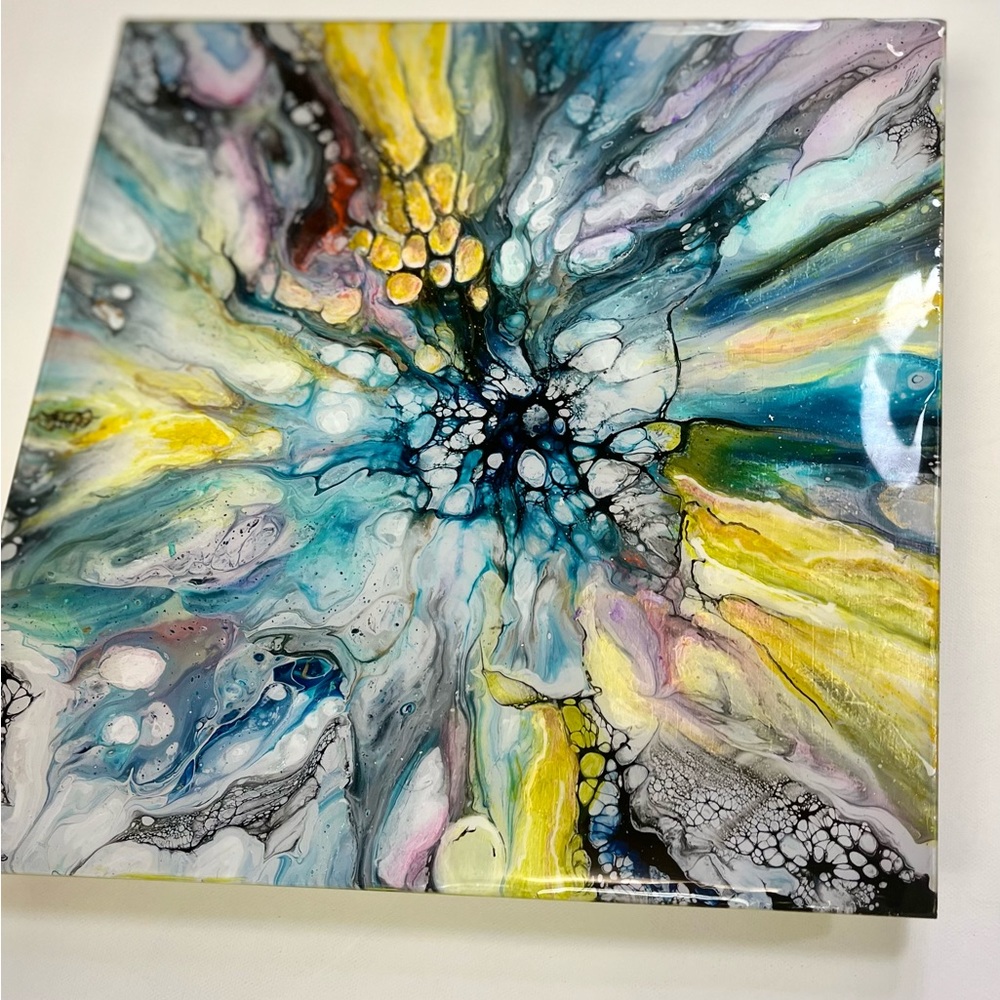 Pour painting by independent artist Jonathan Bugg Acrylic paint and enamel